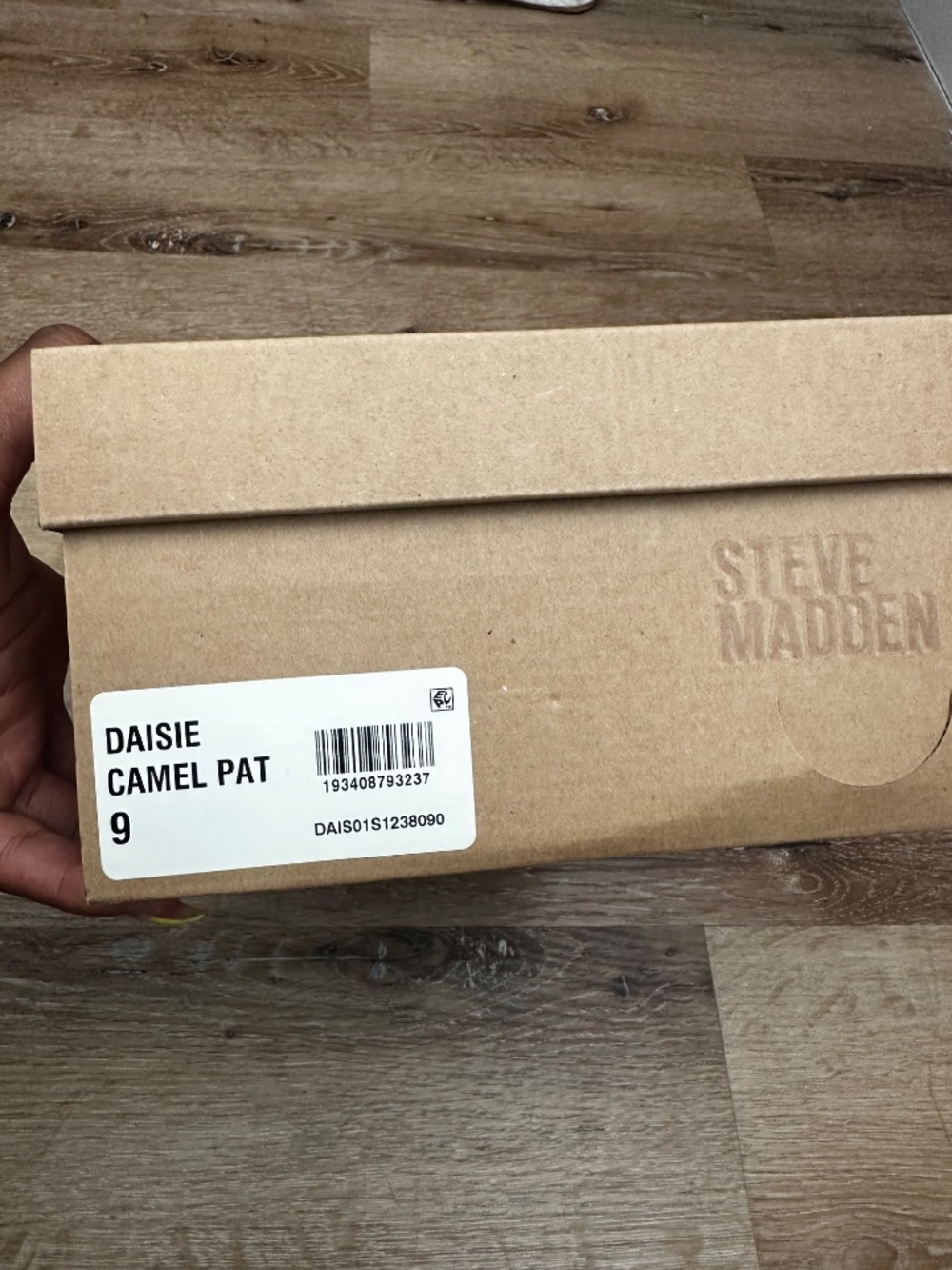 Steve Madden Tan/Nude Patent Pointed-Toe Stiletto Pumps - Picture 7 of 9